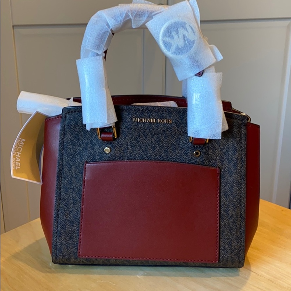 Michael Kors Park Messenger Bag - Brandy